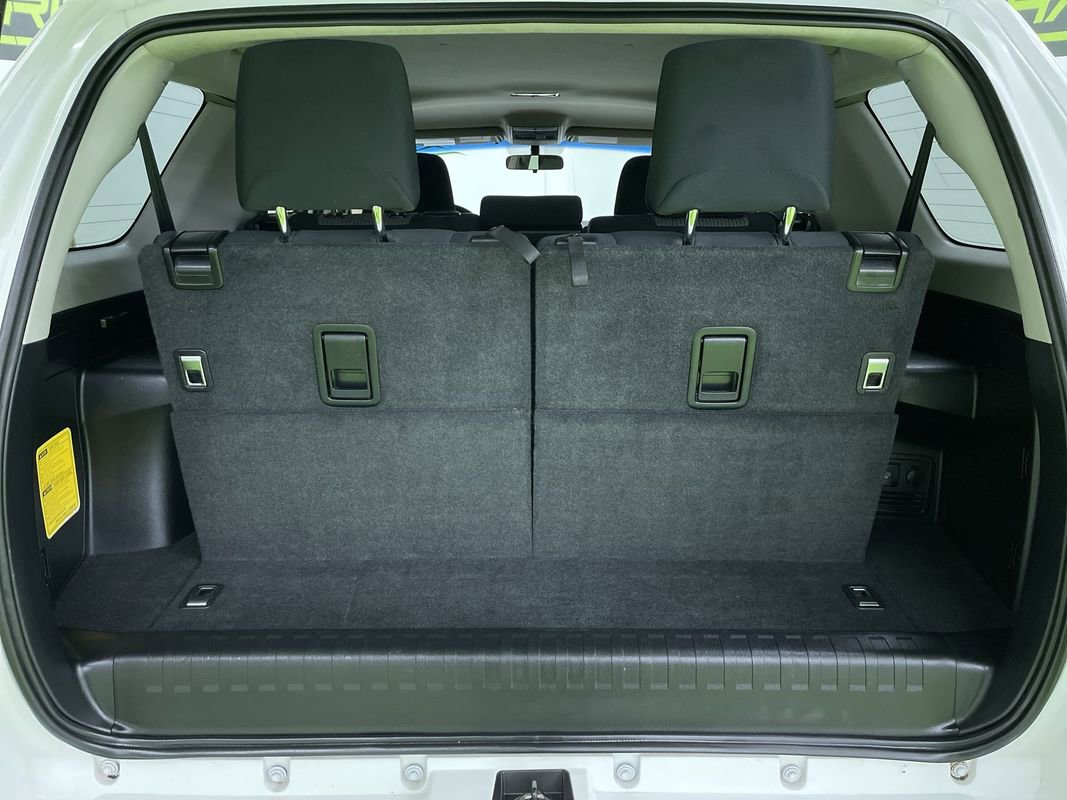 Used 2016 Toyota 4Runner SR5 image 28