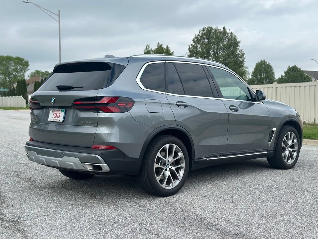 Used 2026 BMW X5 xDrive40i AWD/4WD image 9