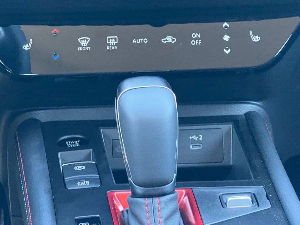 New 2026 Nissan Kicks SR image 4