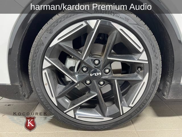 Used 2025 Kia K4 GT-Line w/ GT-Line Premium Package FWD image 8