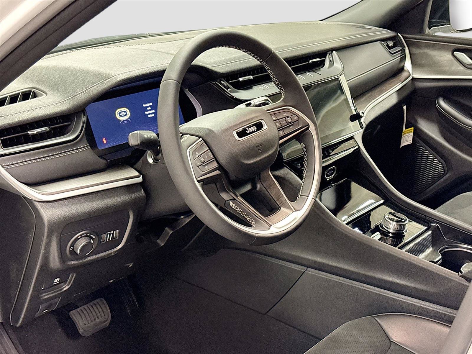 New 2026 Jeep Grand Cherokee L 4WD image 25