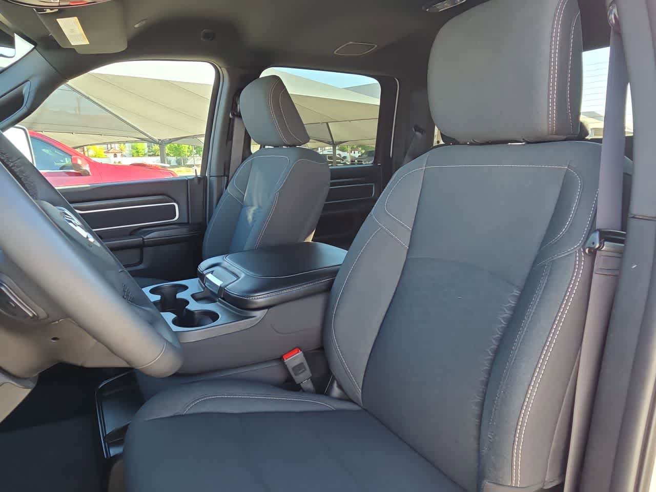 Used 2025 RAM 2500 Big Horn AWD/4WD image 15