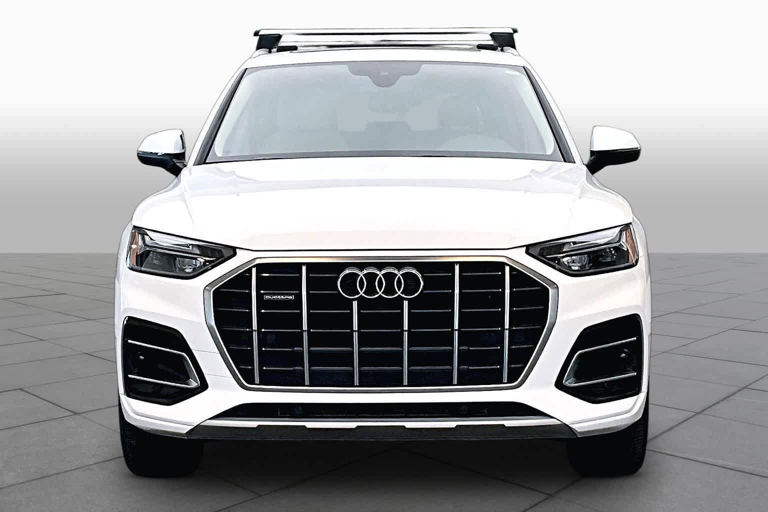 Used 2023 Audi Q5 2.0T Premium w/ Convenience Package AWD/4WD image 4