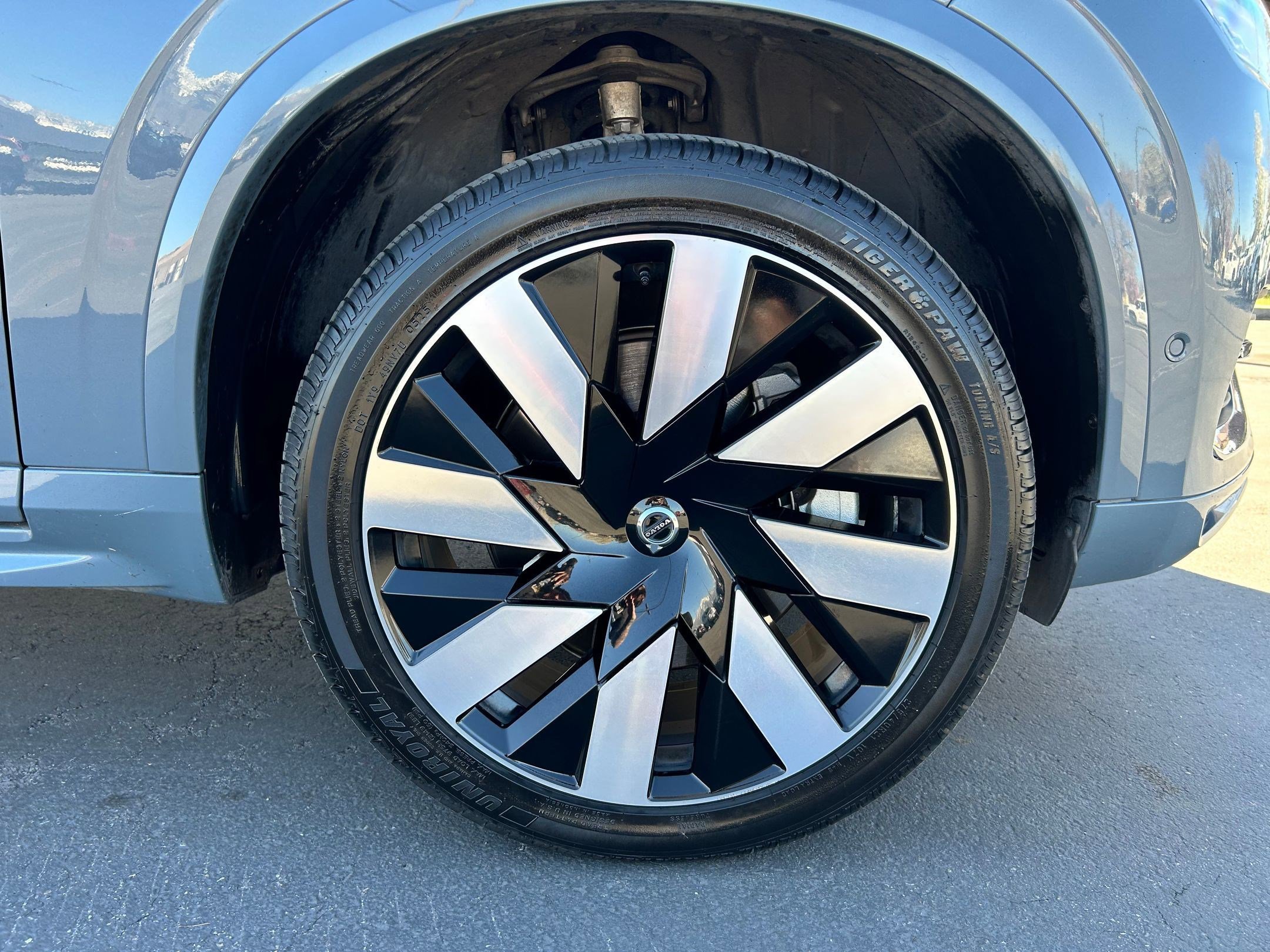 Used 2023 Volvo XC90 T8 Plus image 34