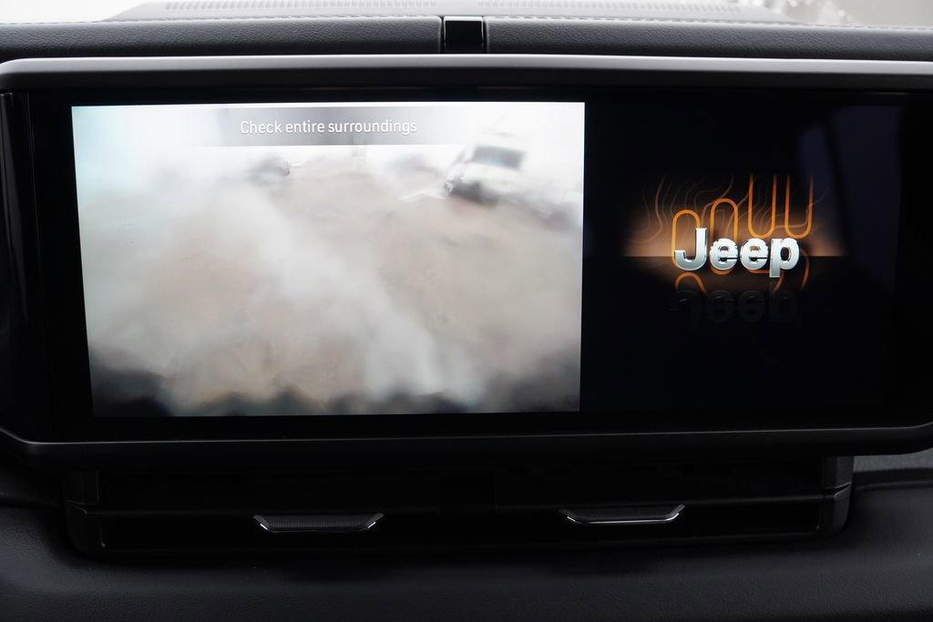 Certified 2025 Jeep Wrangler Unlimited Sahara w/ Safety Group image 36