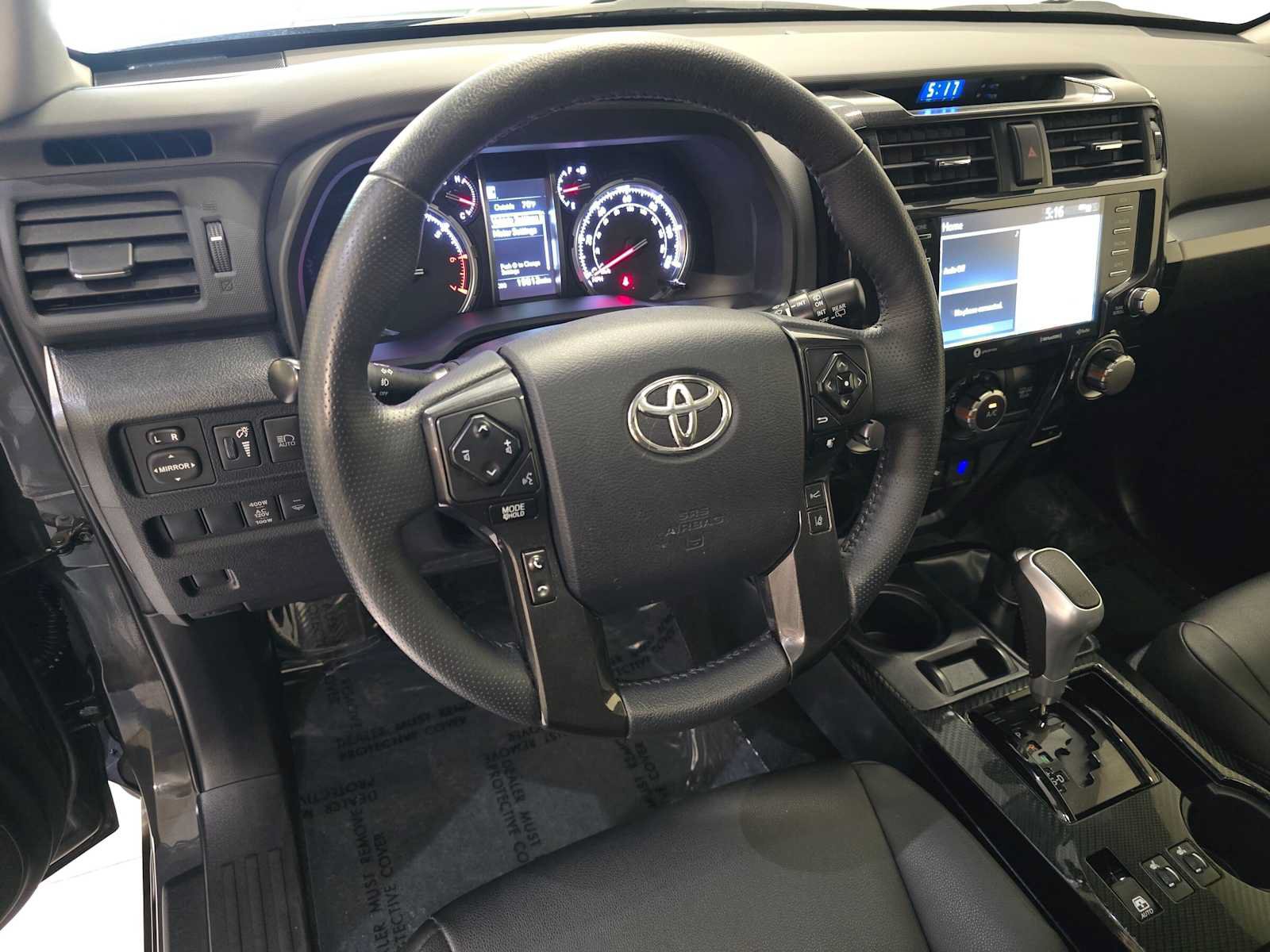 Certified 2024 Toyota 4Runner TRD Off-Road Premium w/ Moonroof Package AWD/4WD image 2