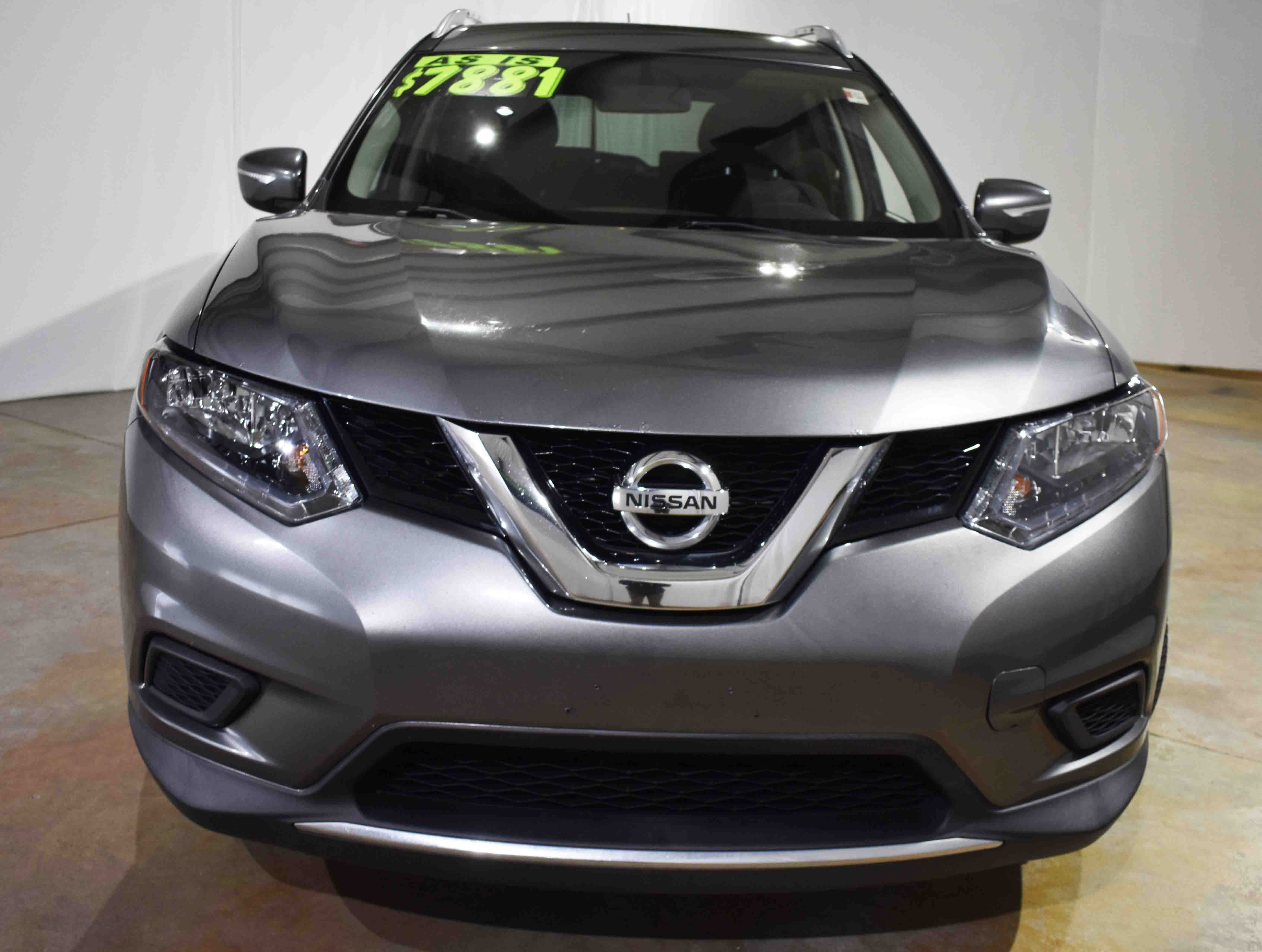 Used 2015 Nissan Rogue SV image 4