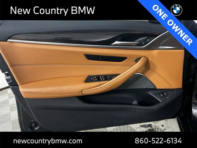 Used 2023 BMW 540i xDrive w/ Premium Package image 13