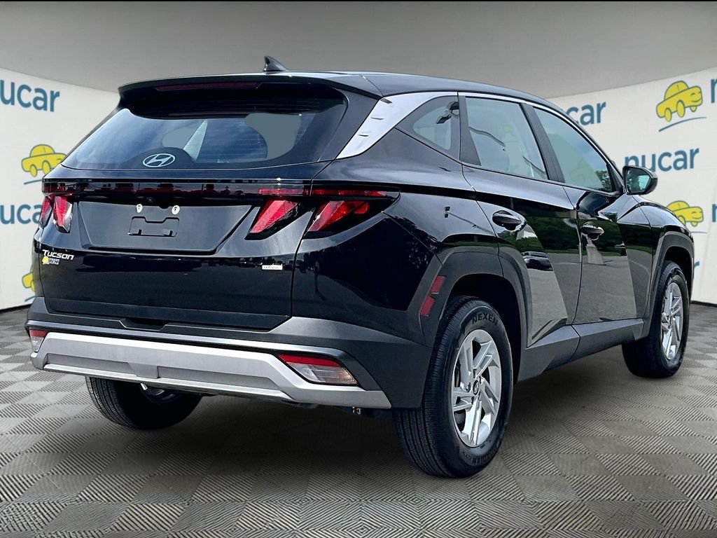 Used 2025 Hyundai Tucson SE AWD/4WD image 6
