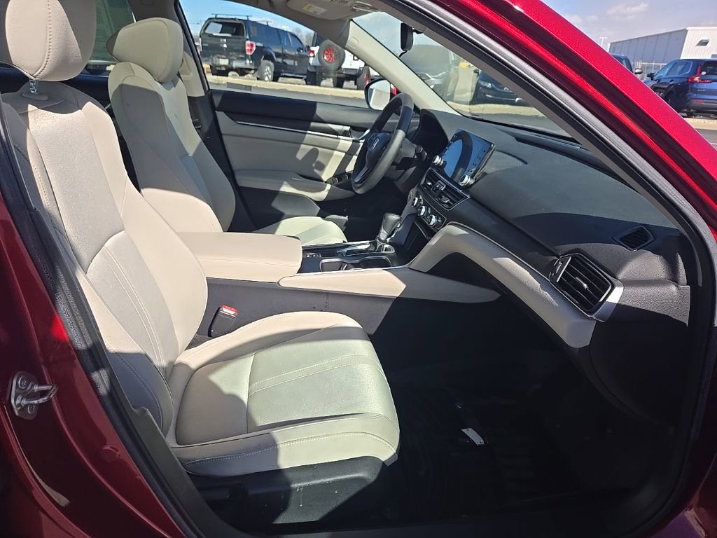 Certified 2019 Honda Accord EX image 31