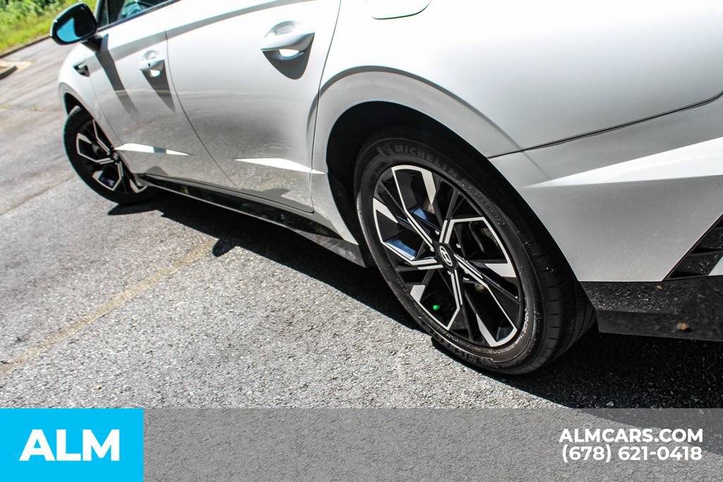 Used 2025 Hyundai Sonata SEL FWD image 14