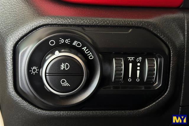 Used 2020 Jeep Gladiator Rubicon AWD/4WD image 34