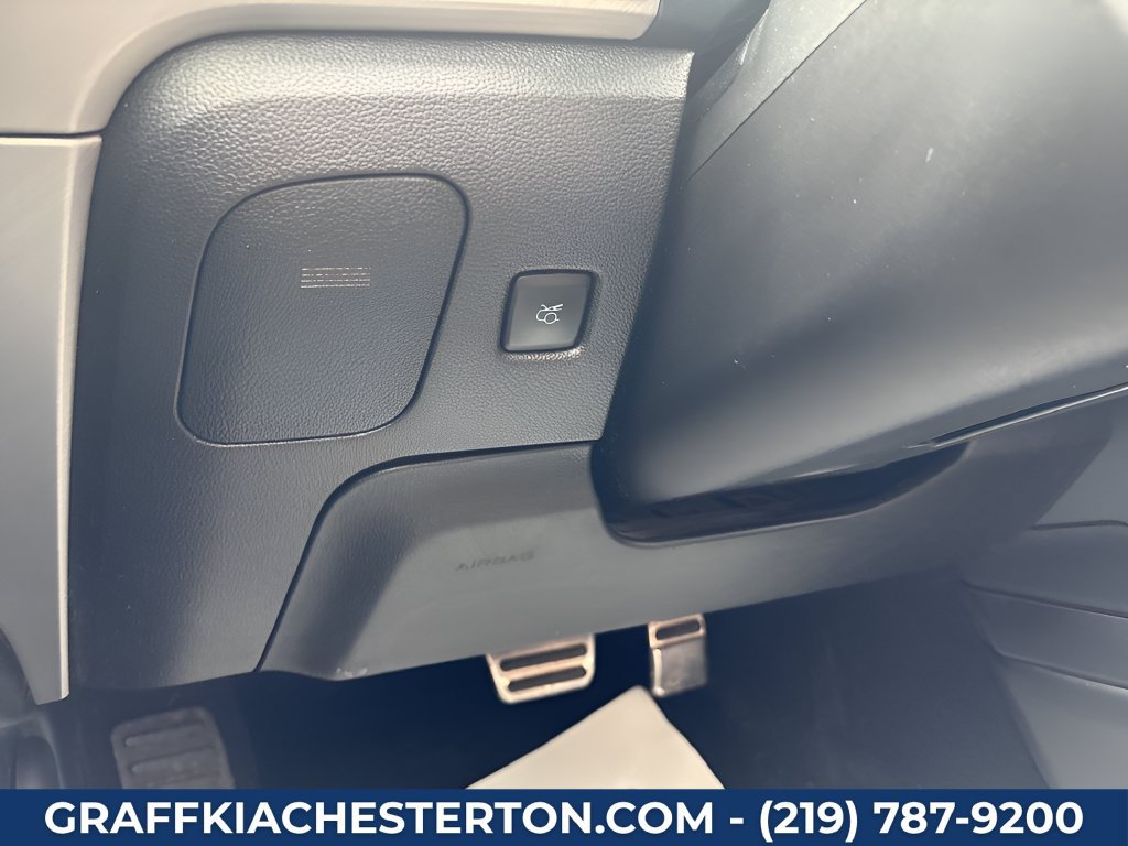 Used 2020 Ford Mustang Premium RWD image 33