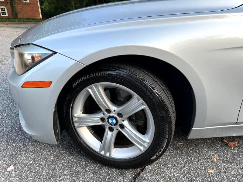 Used 2012 BMW 328i Sedan image 3