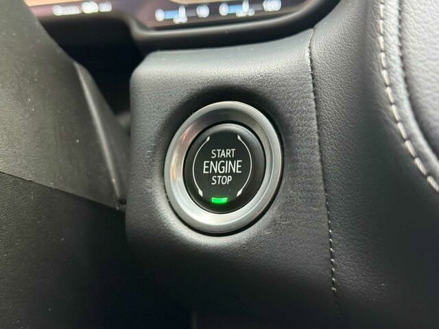 Used 2022 GMC Yukon XL SLE image 27