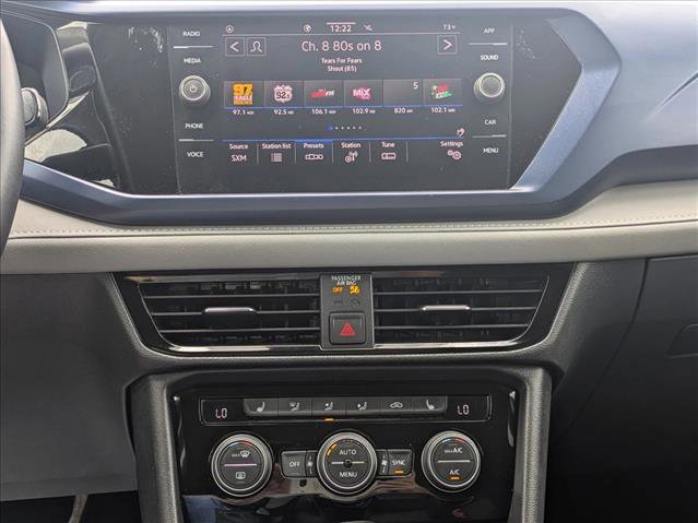 Used 2024 Volkswagen Taos SE image 13