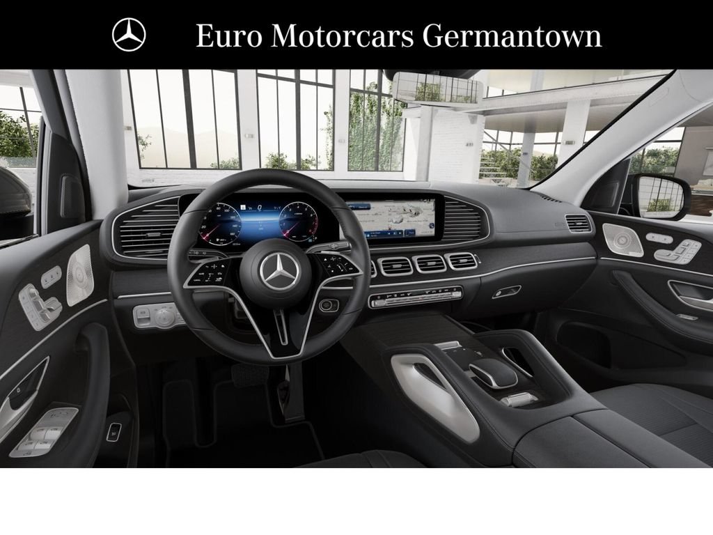 New 2026 Mercedes-Benz GLS 450 4MATIC image 3