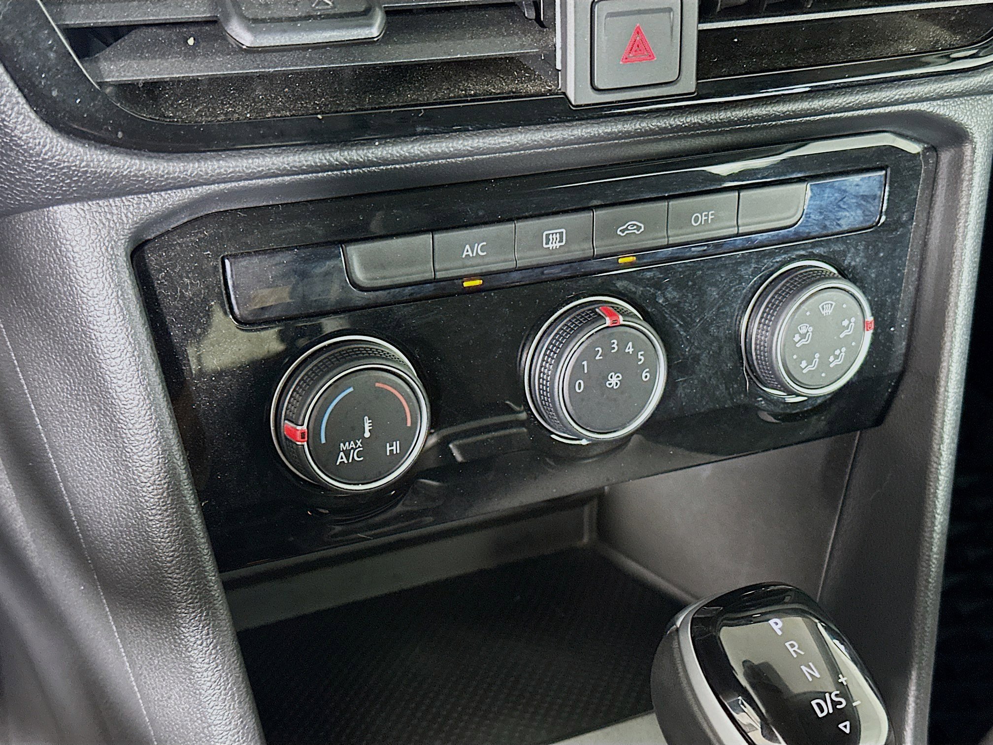 Used 2023 Volkswagen Taos S image 22