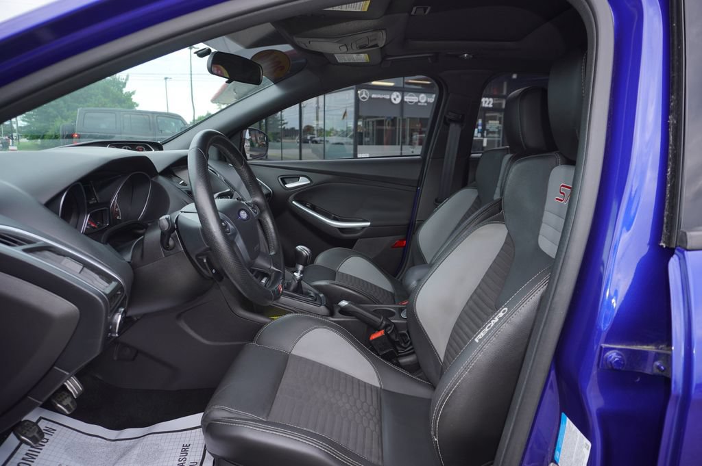 Used 2014 Ford Focus ST w/ Equipment Group 201A FWD image 24