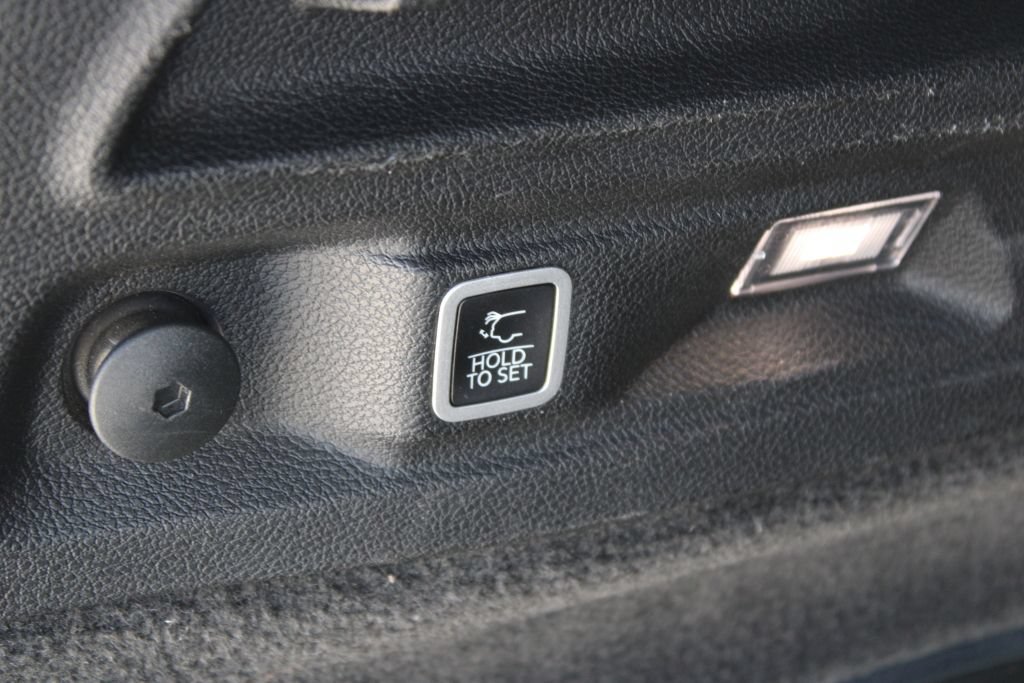 Used 2021 Jeep Grand Cherokee L Overland AWD/4WD image 9