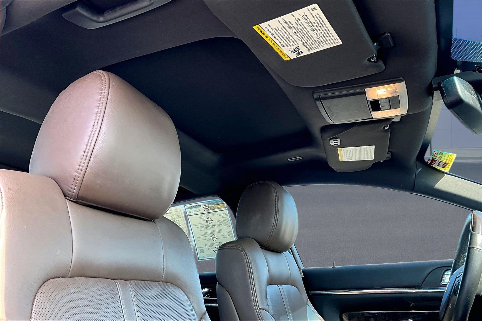Used 2013 Lincoln MKS AWD image 26