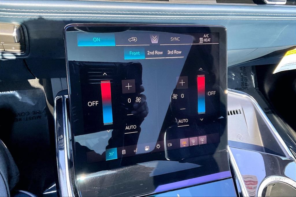 New 2026 Cadillac Escalade IQ Luxury 2 w/ LPO, Floor Liner Package AWD/4WD image 26