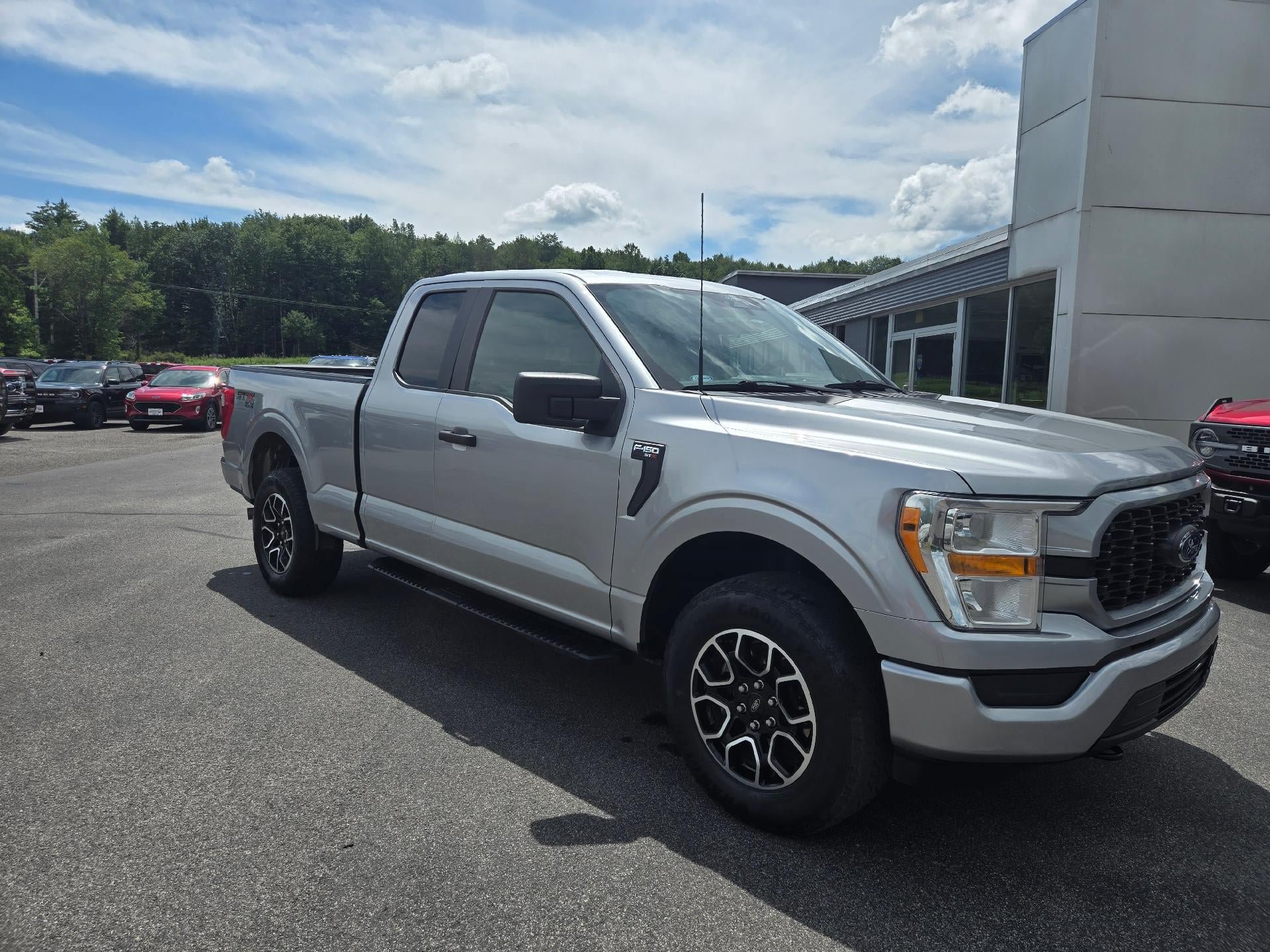 Used 2022 Ford F150 XL w/ STX Appearance Package AWD/4WD image 2