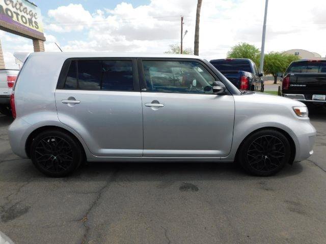 Used 2008 Scion xB FWD image 8