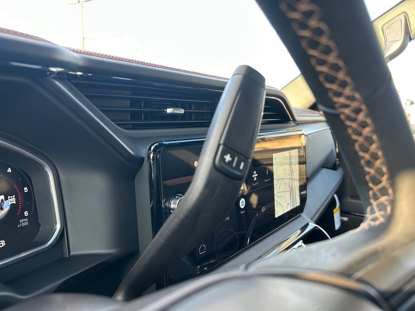 New 2026 GMC Sierra 2500 AT4 w/ AT4 Premium Plus Package AWD/4WD image 22