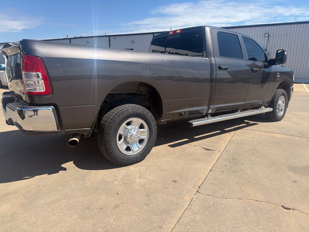 Used 2024 RAM 2500 Tradesman w/ Chrome Appearance Group AWD/4WD image 3