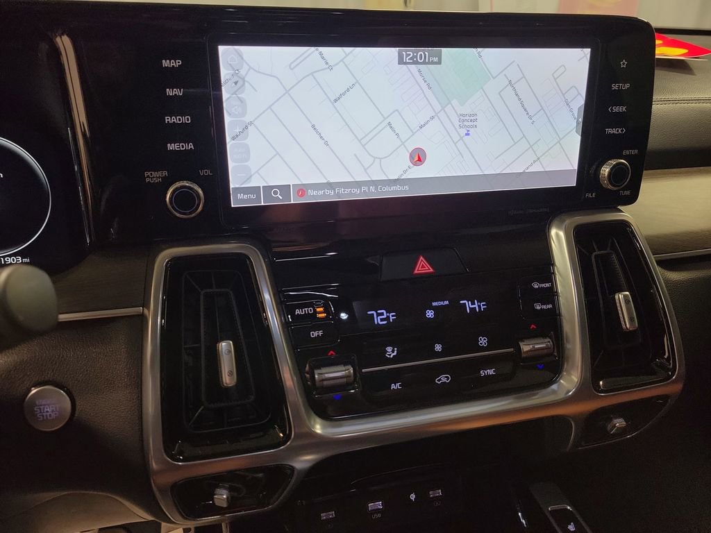 Used 2023 Kia Sorento SX Prestige image 15
