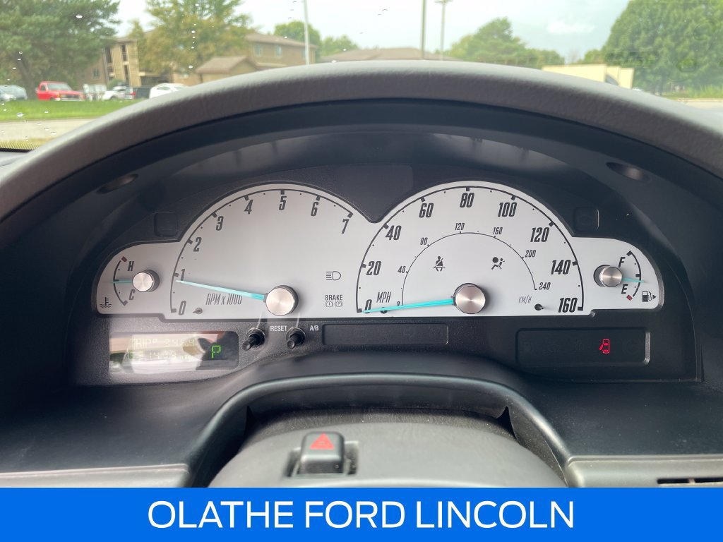 Used 2002 Ford Thunderbird RWD image 14