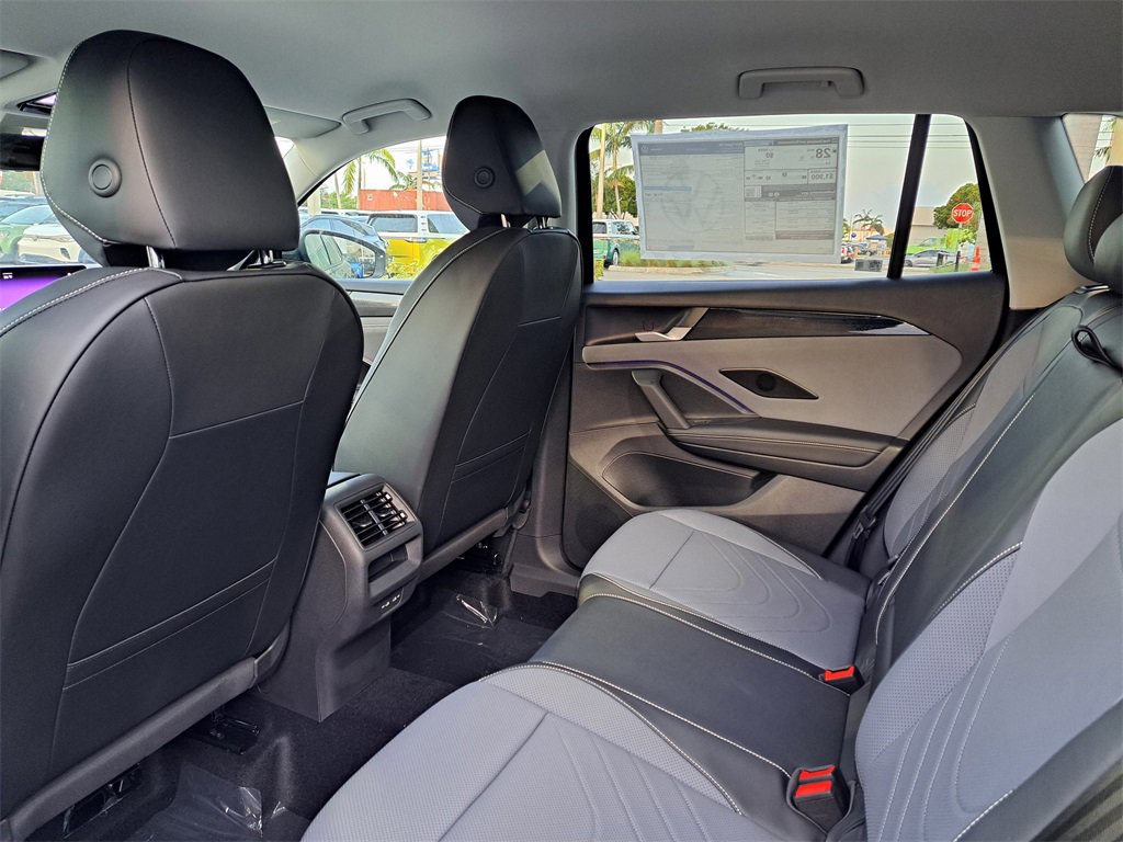 New 2026 Volkswagen Tiguan SE image 5