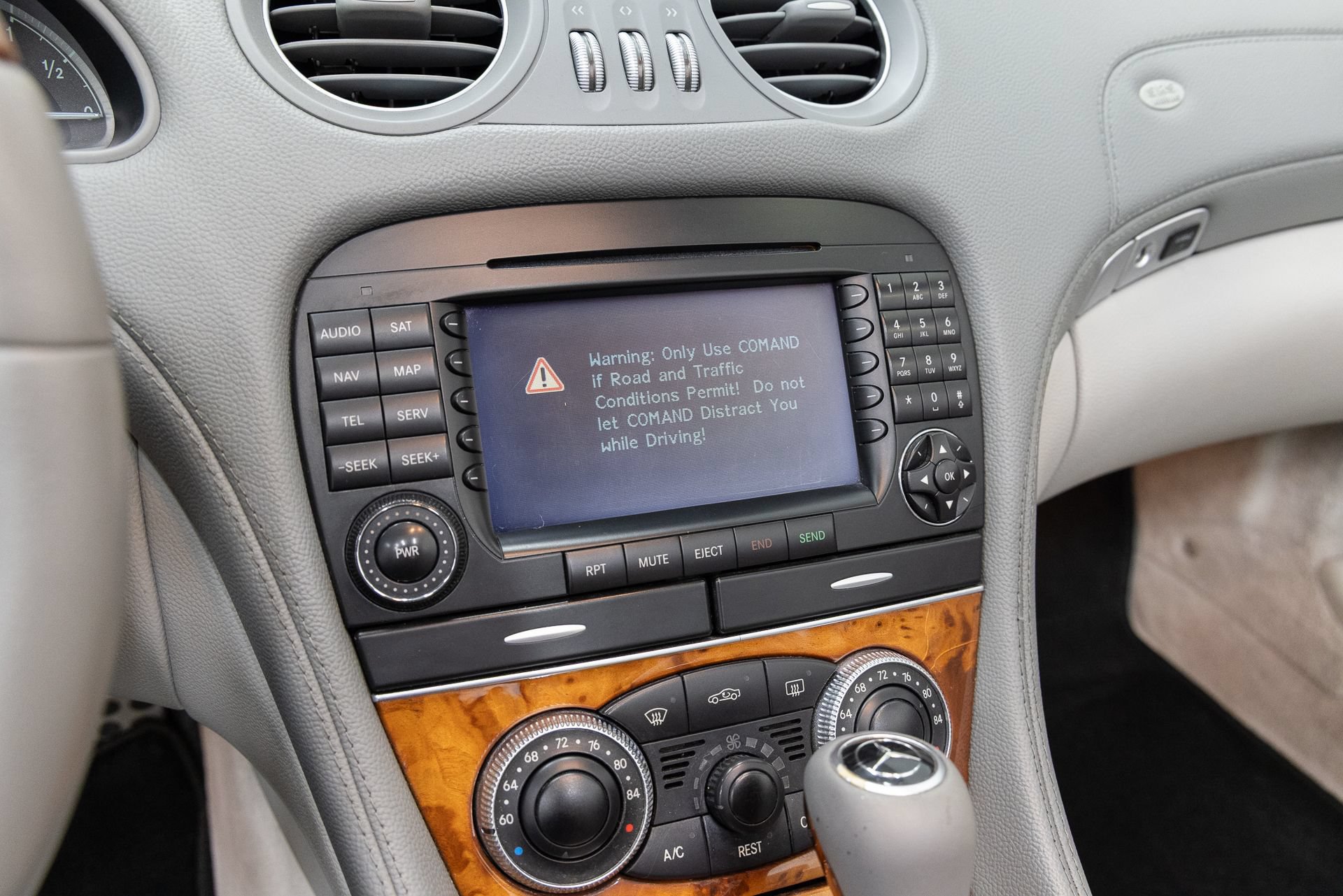 Used 2006 Mercedes-Benz SL 500 image 17