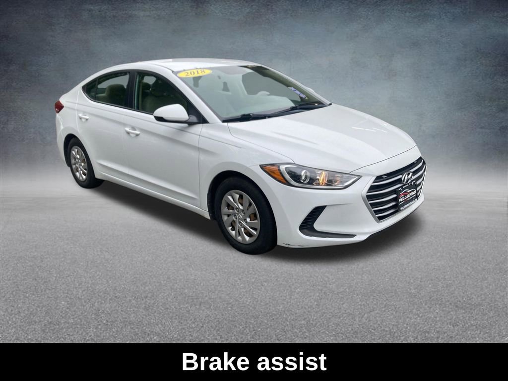 Used 2018 Hyundai Elantra SE image 9