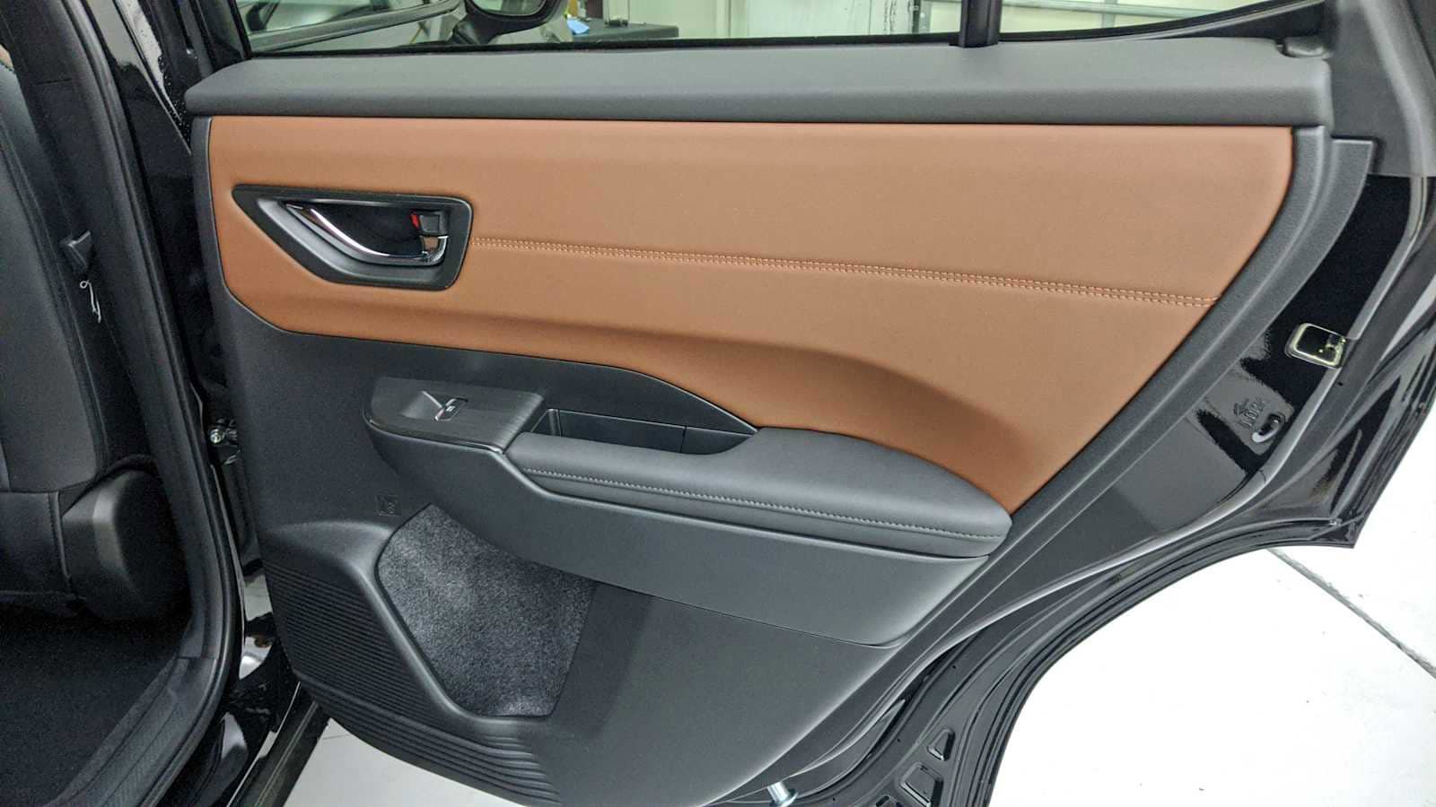New 2026 Subaru Outback Touring AWD/4WD image 32