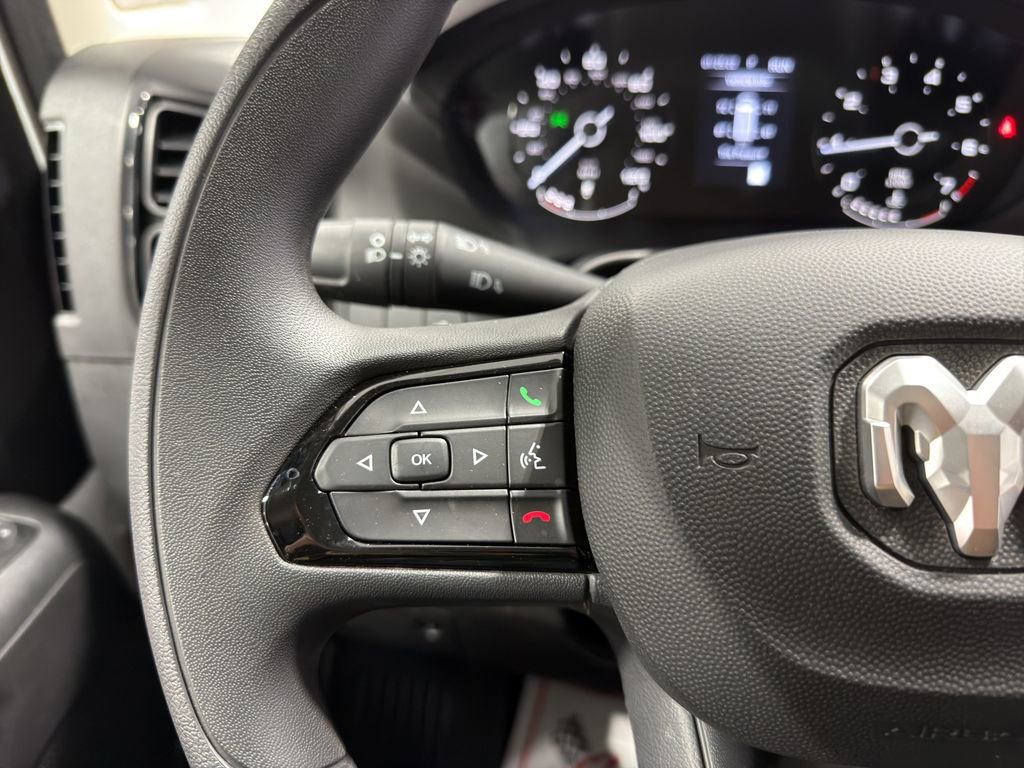 Used 2025 RAM ProMaster 2500 w/ Convenience Group image 25