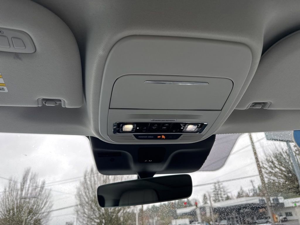 Used 2025 Lincoln Navigator L Reserve AWD/4WD image 37