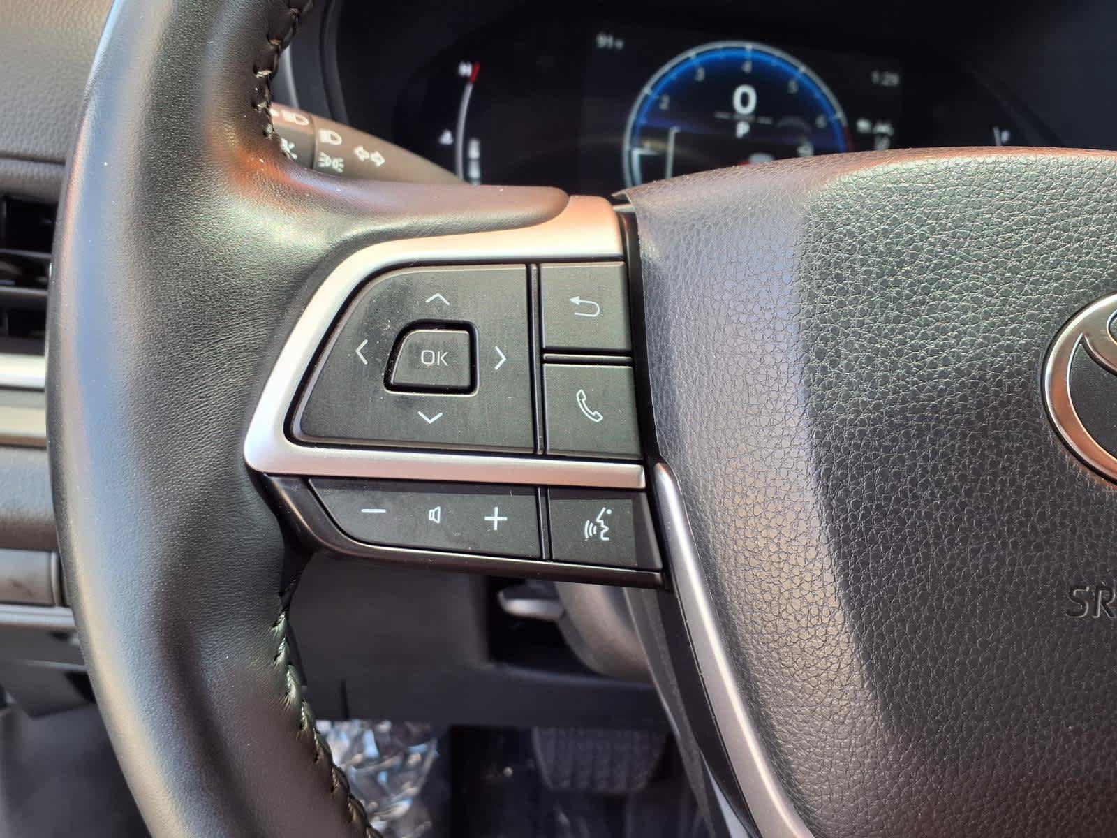 Certified 2024 Toyota Grand Highlander FWD image 22