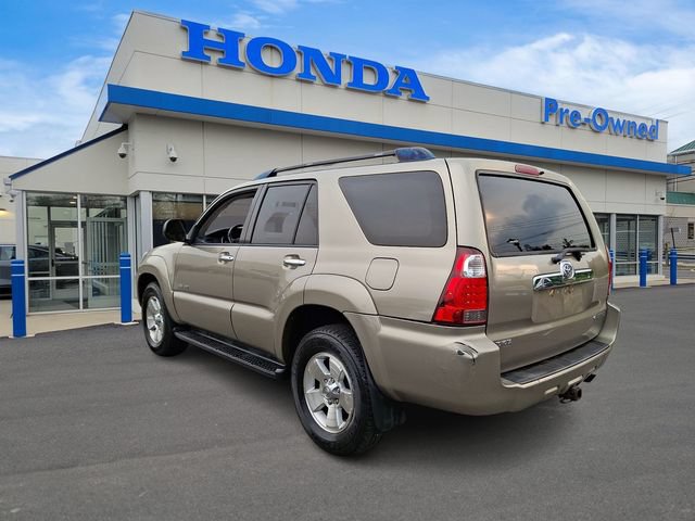 Used 2007 Toyota 4Runner SR5 AWD/4WD image 6