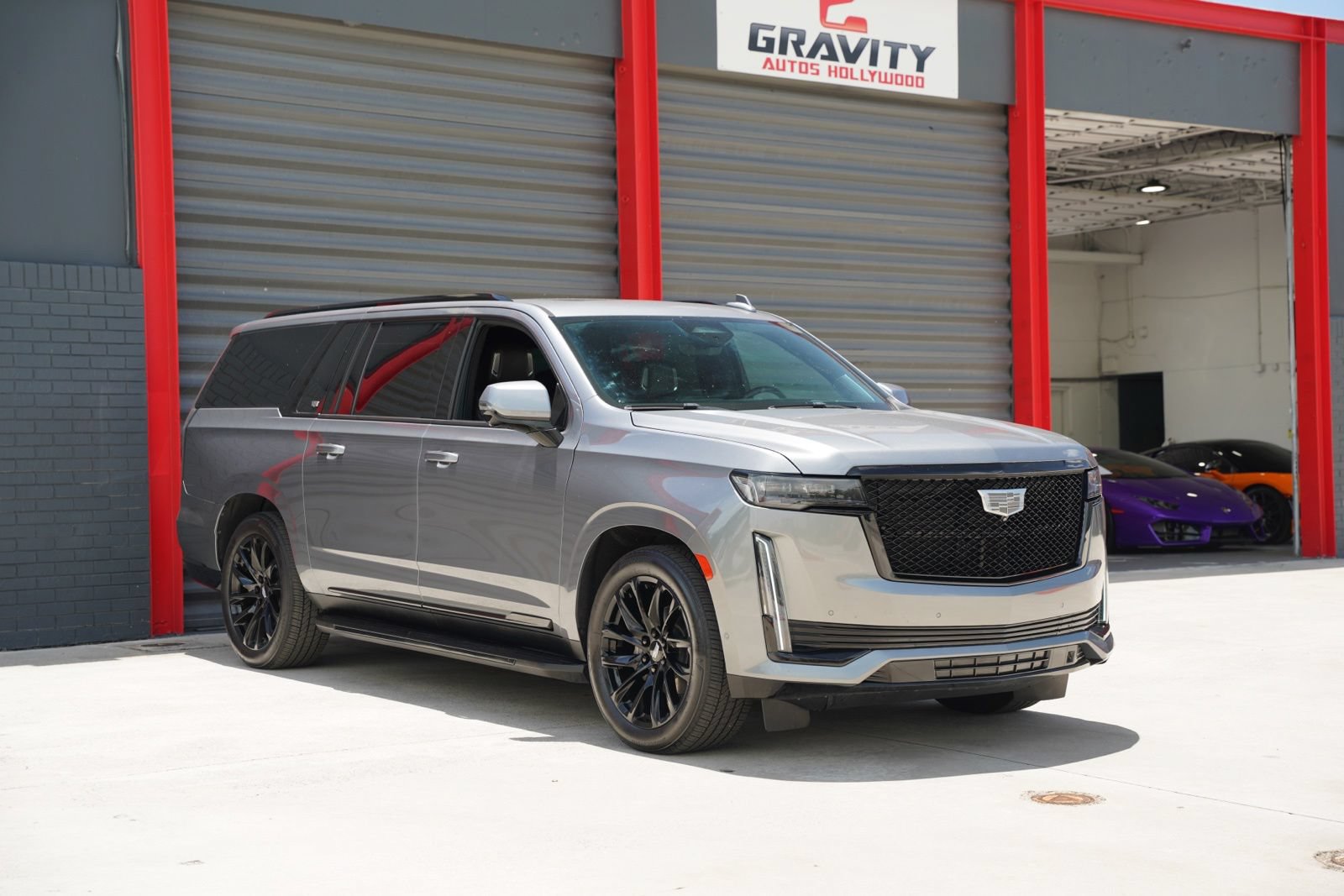 Used 2022 Cadillac Escalade ESV Sport Platinum AWD/4WD image 5