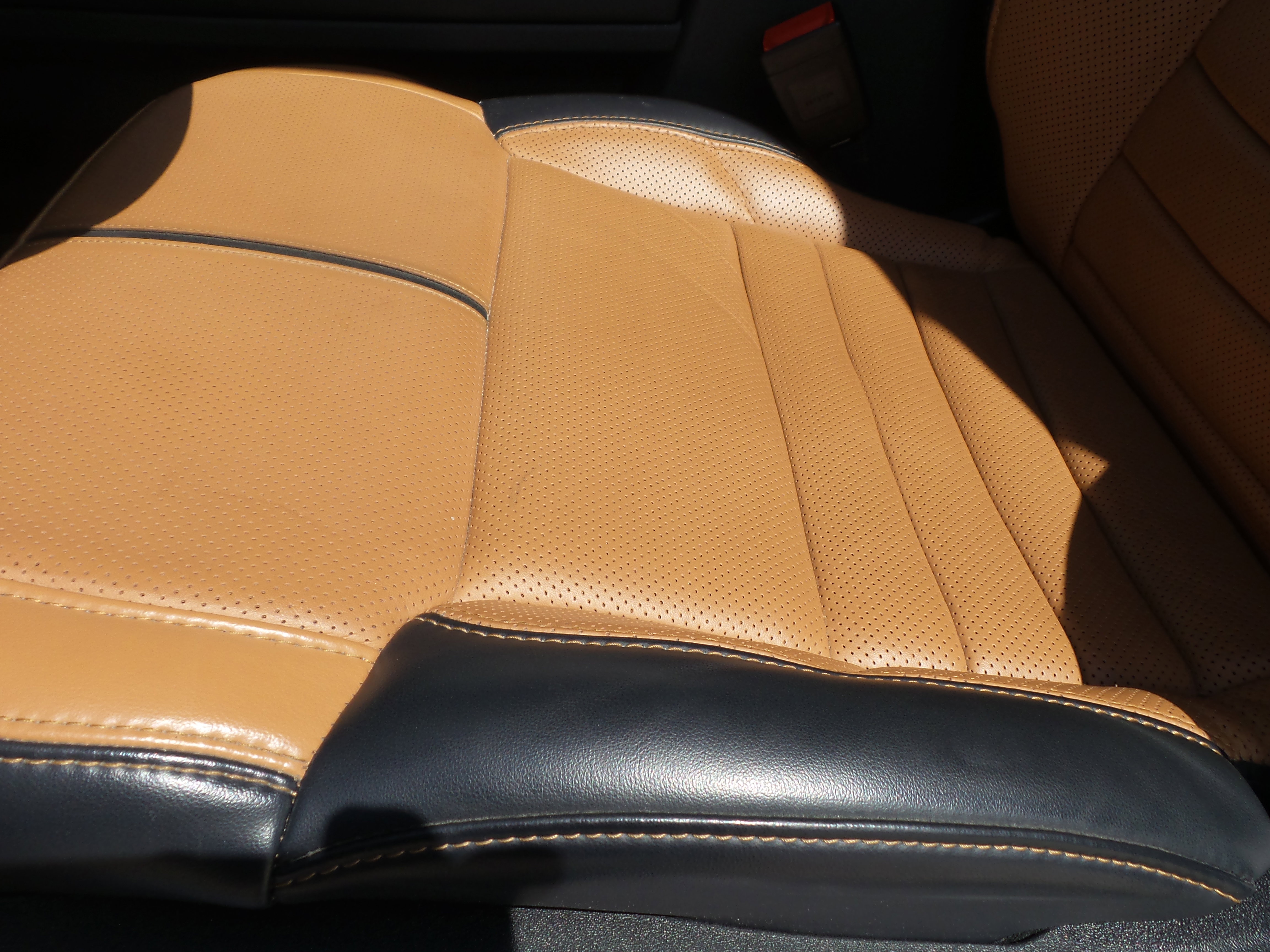 Used 2024 Ford F350 Platinum w/ FX4 Off-Road Package image 67