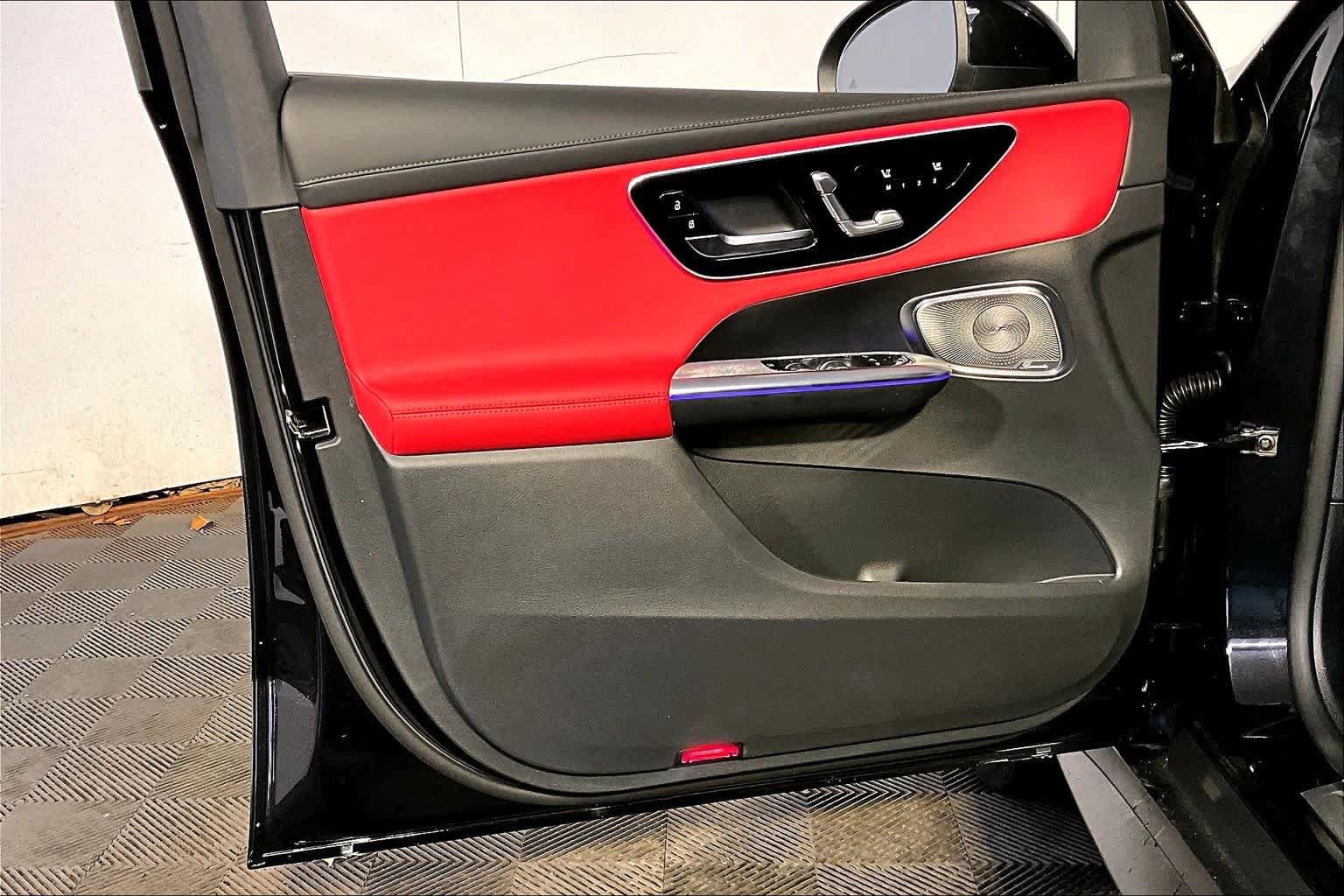 New 2026 Mercedes-Benz GLC 300 4MATIC image 11