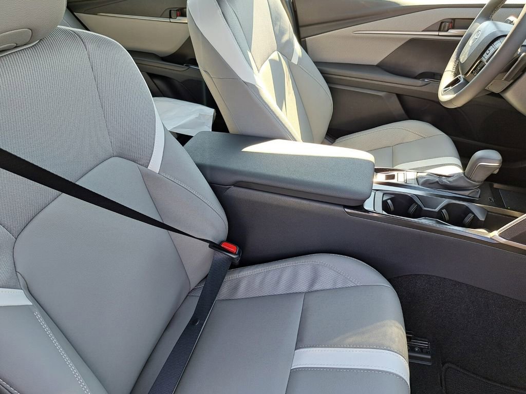 New 2026 Toyota Camry SE image 19