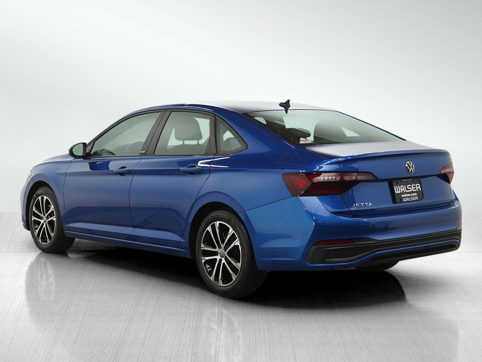 Used 2023 Volkswagen Jetta Sport FWD image 3