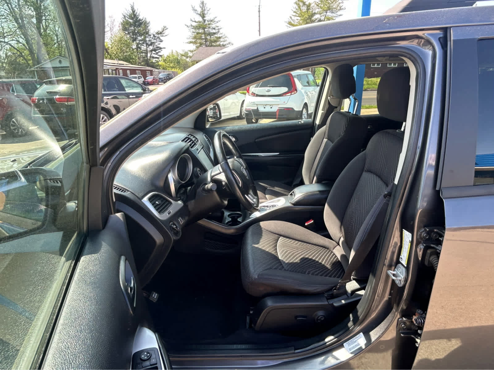 Used 2014 Dodge Journey SXT w/ Flexible Seating Group FWD image 13