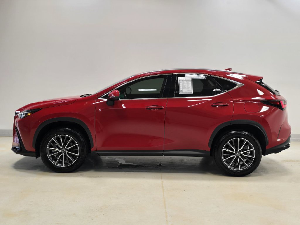 Used 2024 Lexus NX 350h AWD image 31