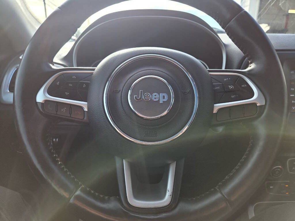 Used 2018 Jeep Compass Latitude w/ Popular Equipment Group AWD/4WD image 19