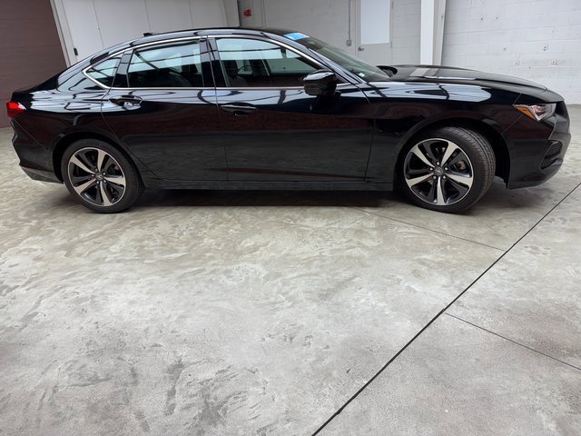 Used 2025 Acura TLX w/ Technology Package image 6