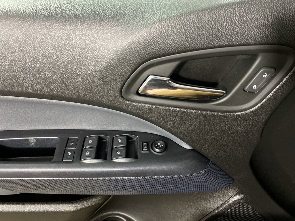 Certified 2021 Chevrolet Colorado Z71 AWD/4WD image 13